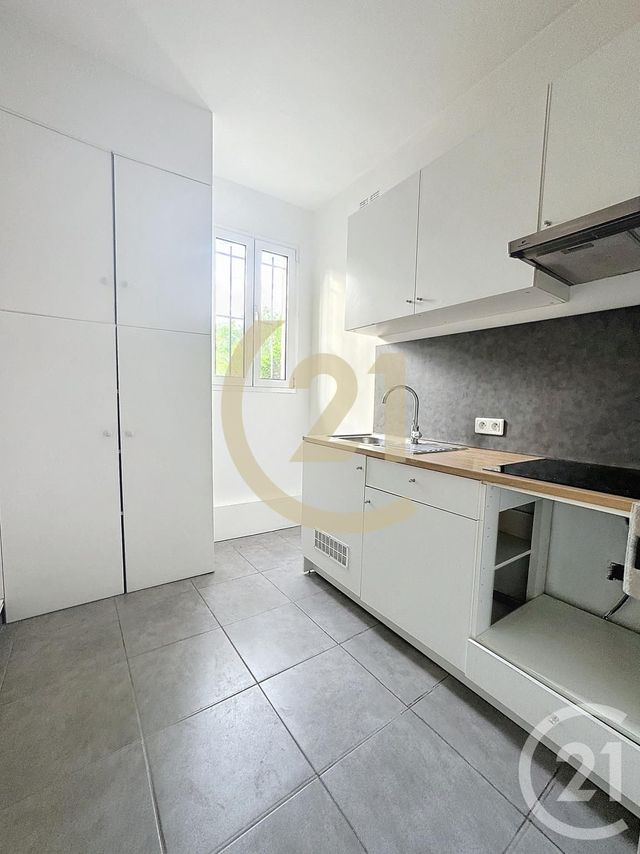 Appartement F2 à vendre - 2 pièces - 34.82 m2 - SARTROUVILLE - 78 - ILE-DE-FRANCE - Century 21 Officimmo